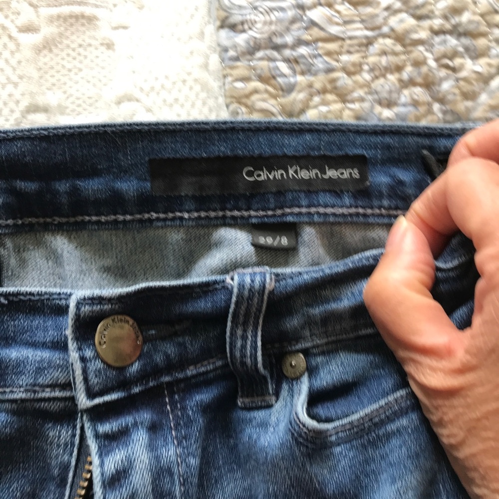 Calving Klein Jeans
